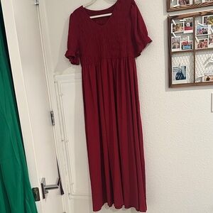 Stylish Red V-Neck Maxi Dress